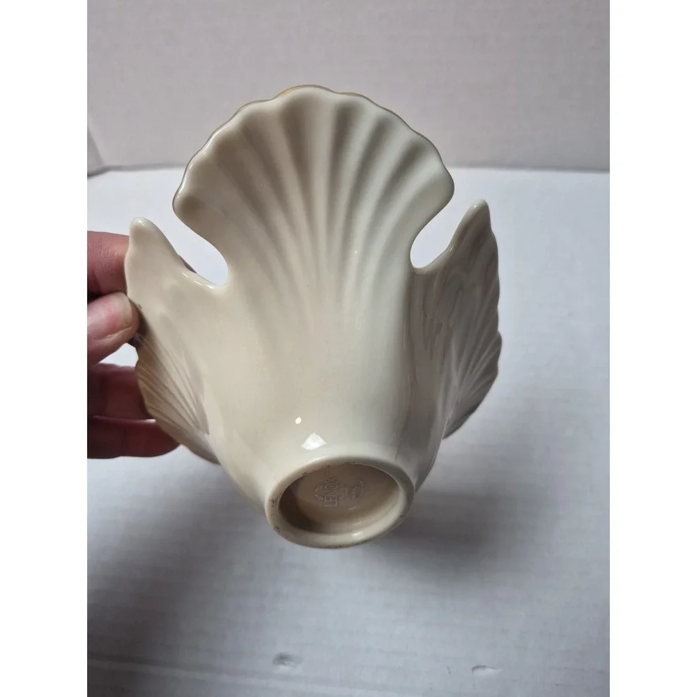 Lenox Ivory Bone China Dove Figural Bowl Gold Trim Made in USA Peace Bird‎ Candy